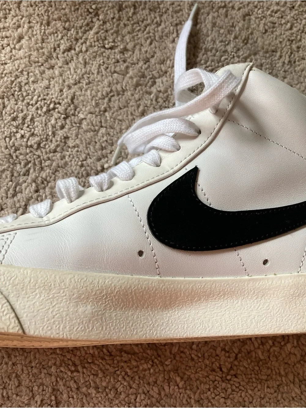 Nike Women’s White High-Top Sneakers with Black Swoosh - Picture 12 of 13